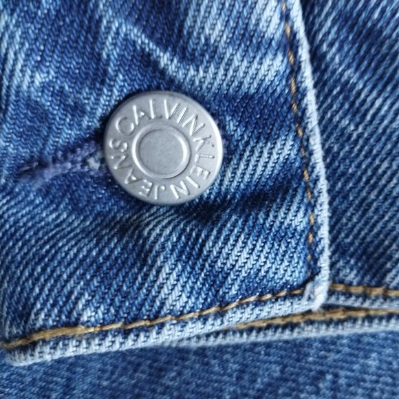 $148 Calvin Klein Men's Denim Trucker Jacket, Ed Blue Destruct, Large - Picture 5 of 6